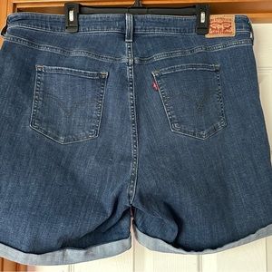 Levi’s Plus Size Shorts